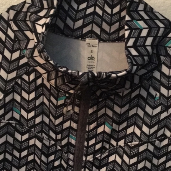 Alo yoga jacket - Picture 3 of 5